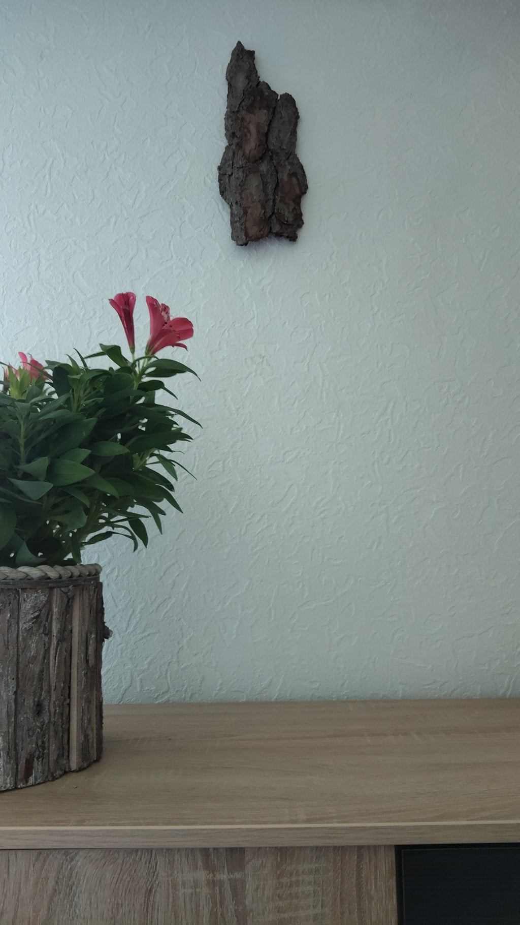 WALL DECOR - WHISPER COLLECTION 001