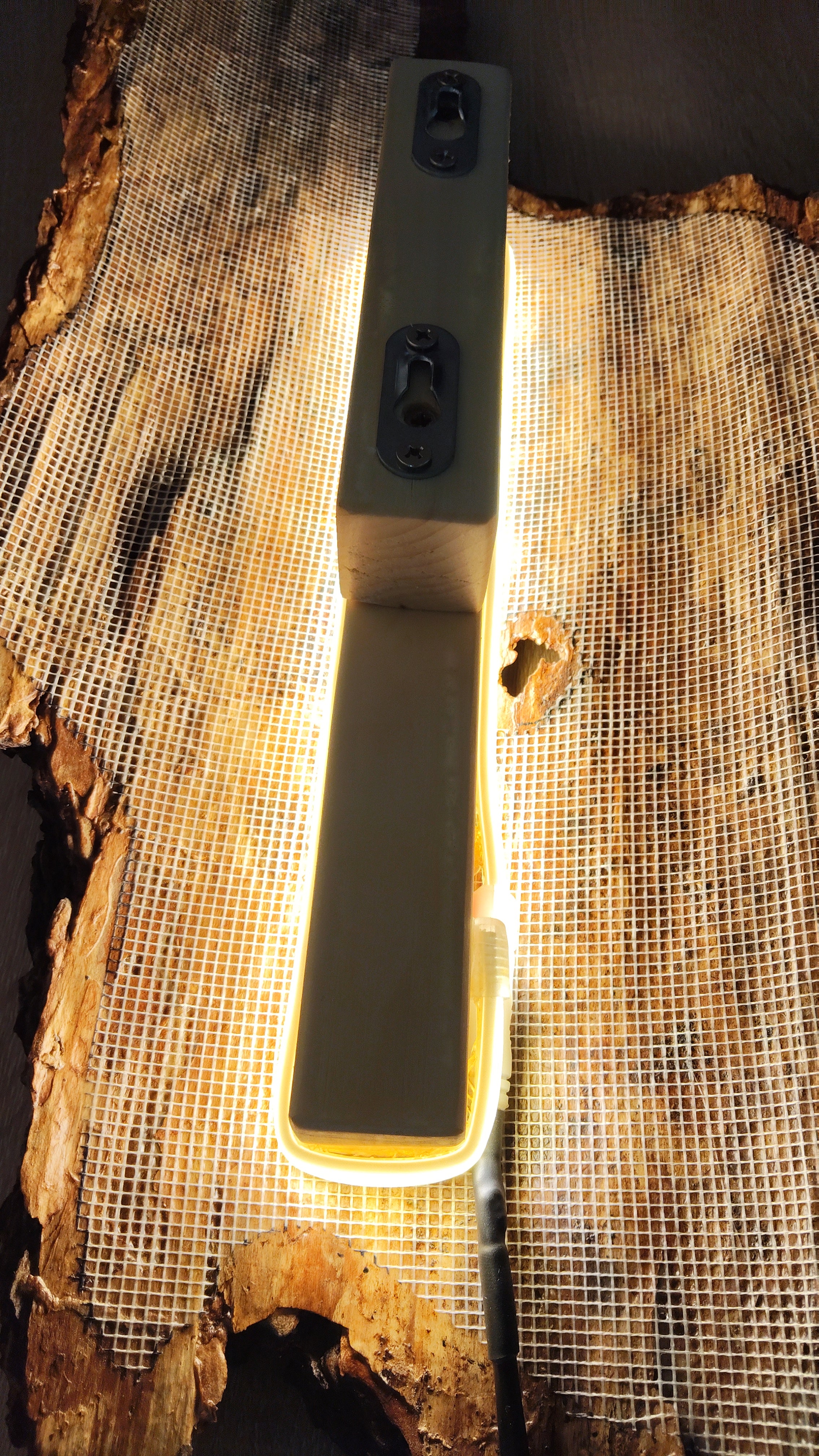 WALL LAMP – HOLLOW COLLECTION 001