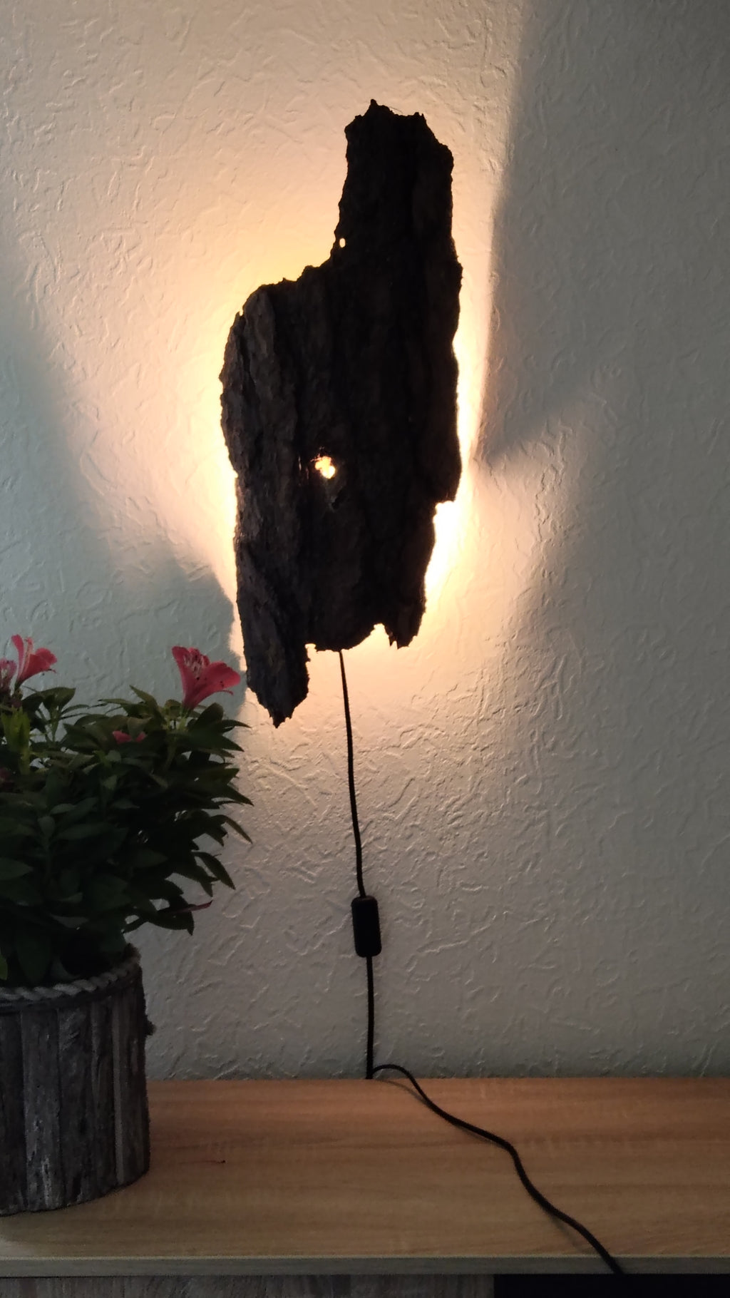 WALL LAMP – HOLLOW COLLECTION 001