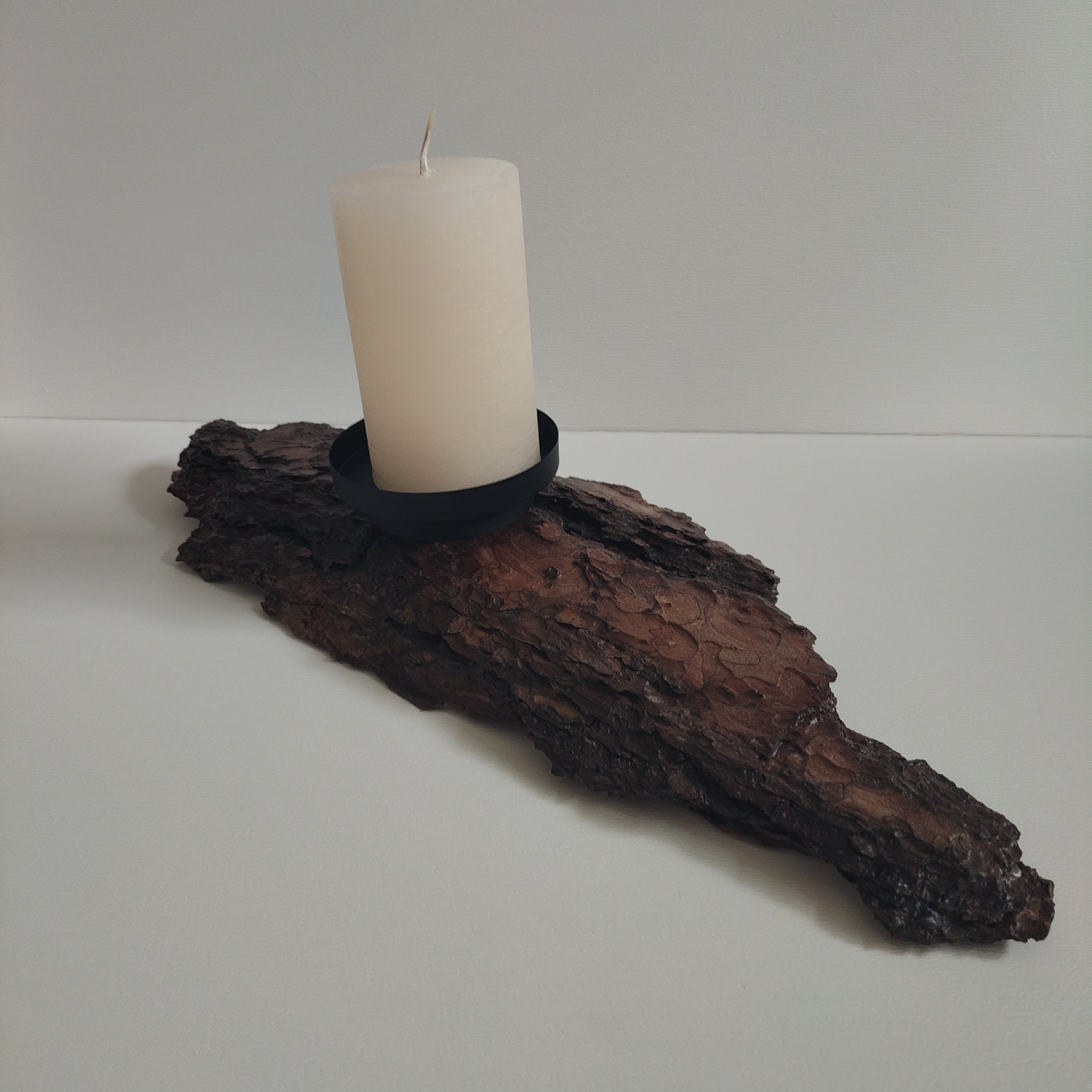 SINGLE PILLAR CANDLE HOLDER | AURA COLLECTION 001