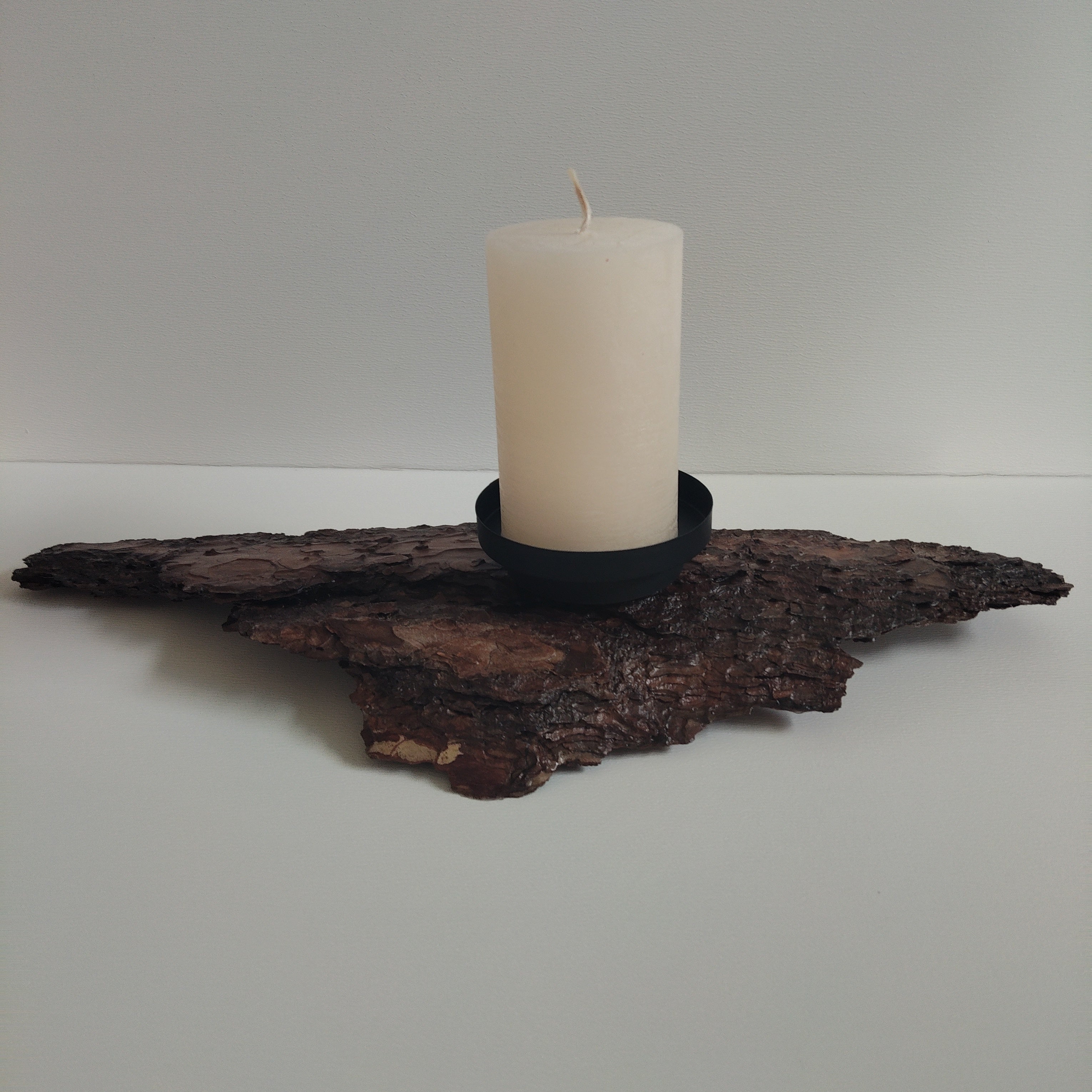SINGLE PILLAR CANDLE HOLDER | AURA COLLECTION 001