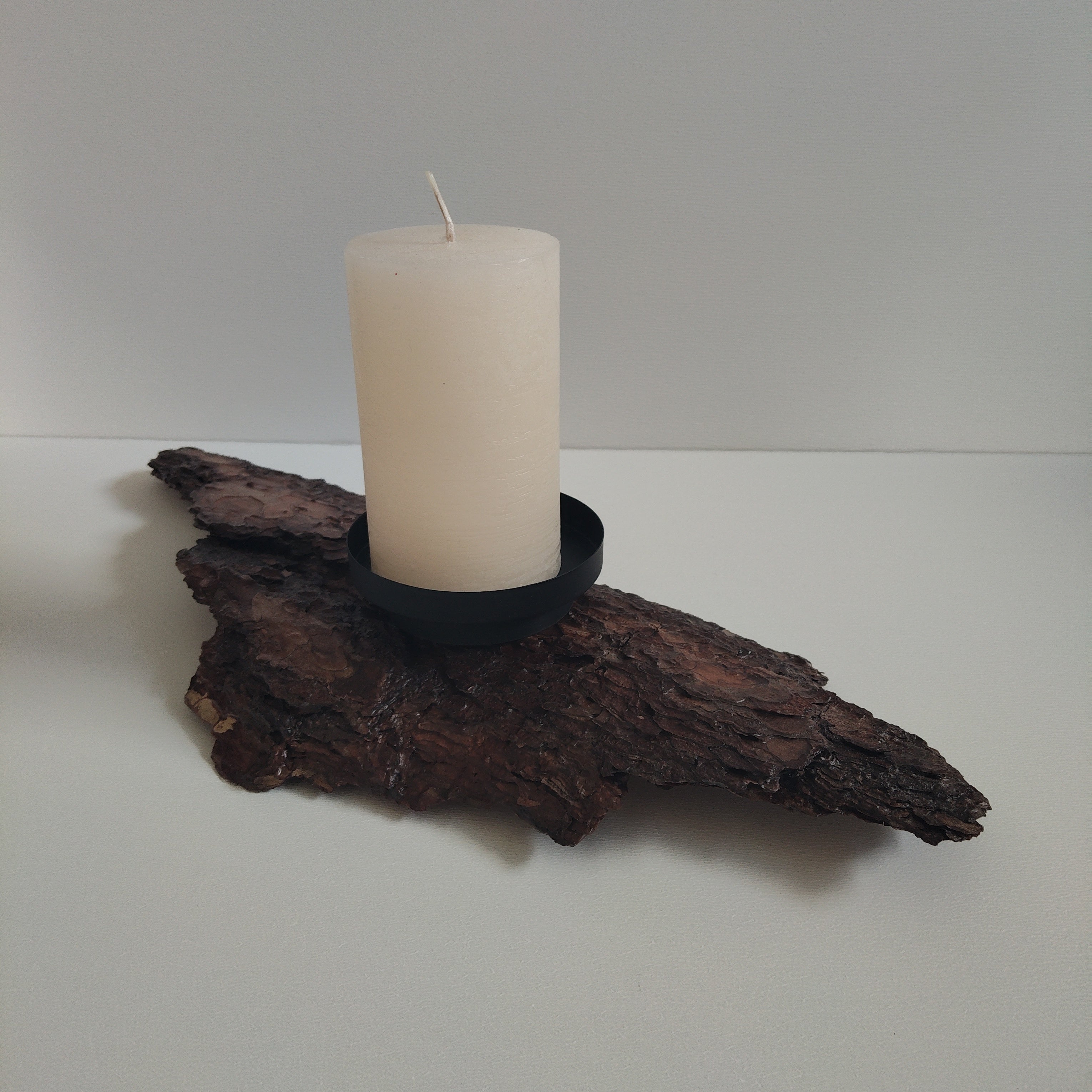 SINGLE PILLAR CANDLE HOLDER | AURA COLLECTION 001