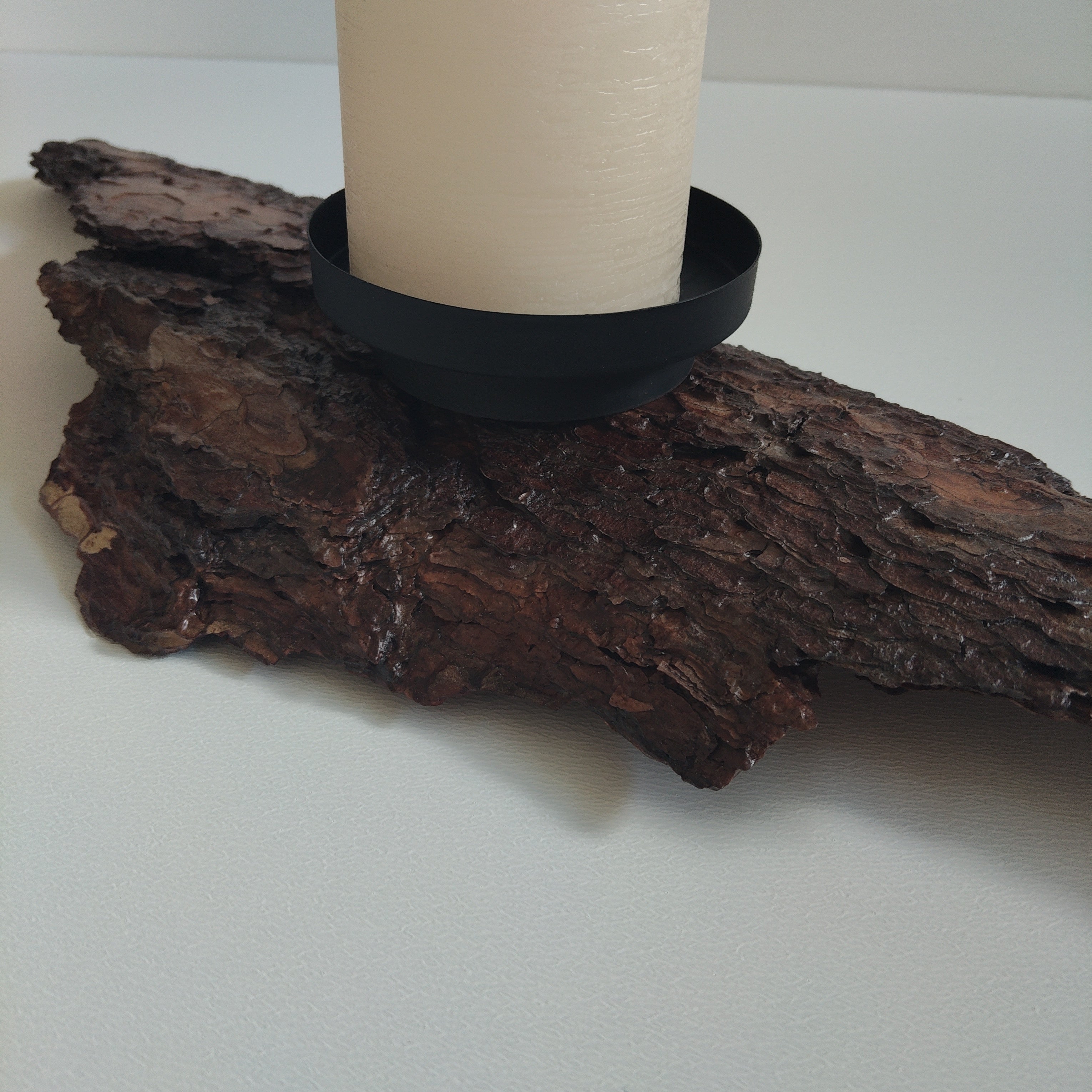 SINGLE PILLAR CANDLE HOLDER | AURA COLLECTION 001