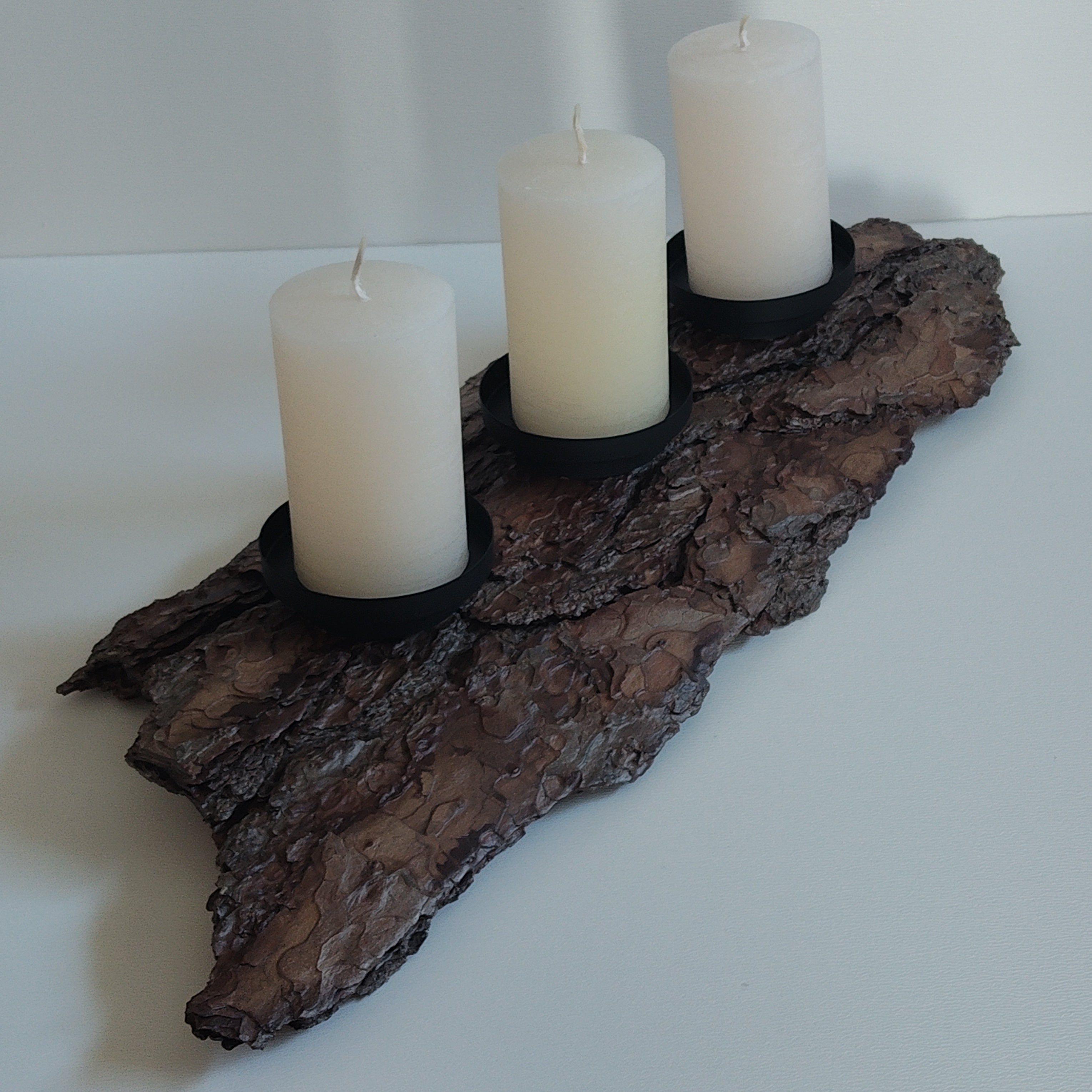 TRIPLE PILLAR CANDLE HOLDER | AURA COLLECTION 002