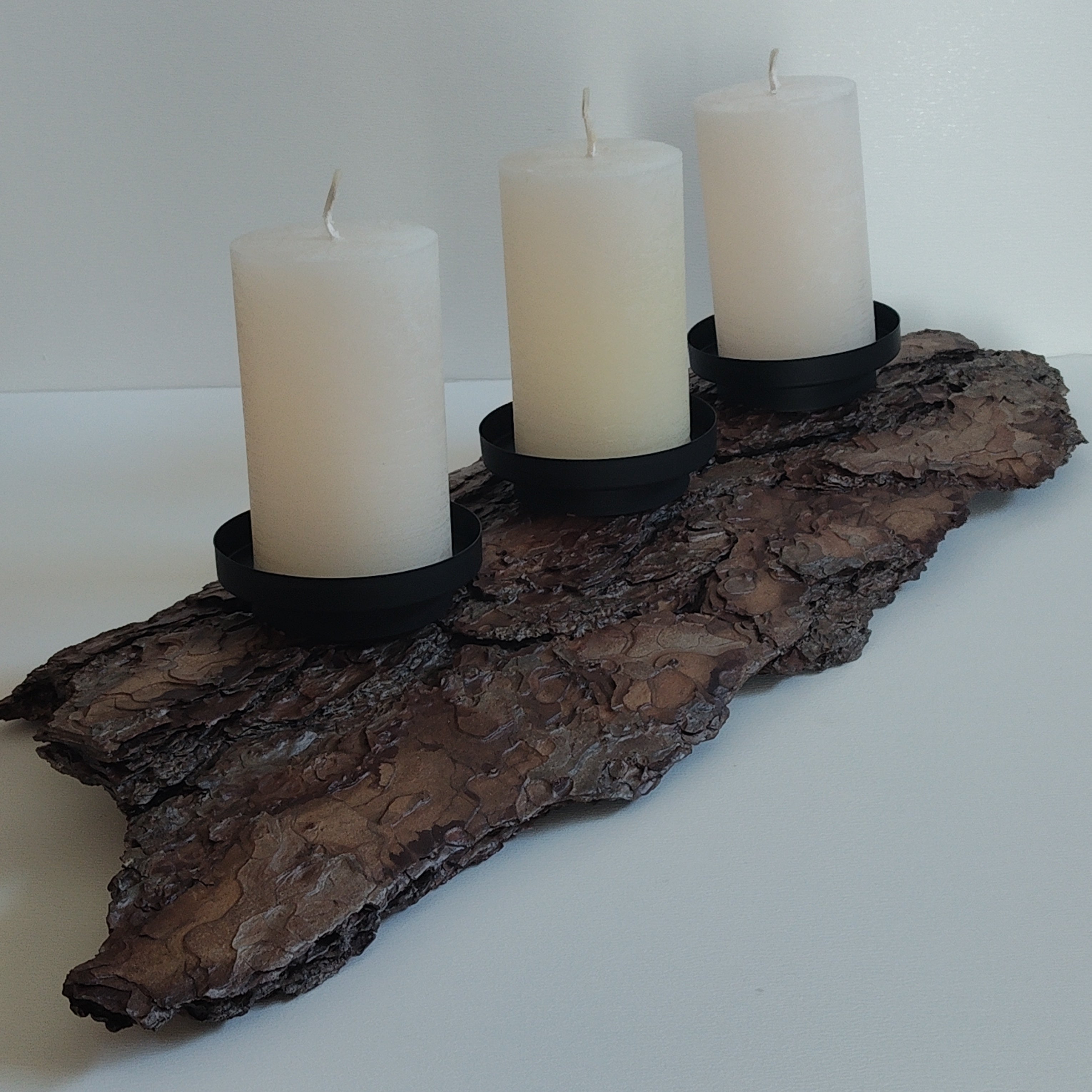TRIPLE PILLAR CANDLE HOLDER | AURA COLLECTION 002