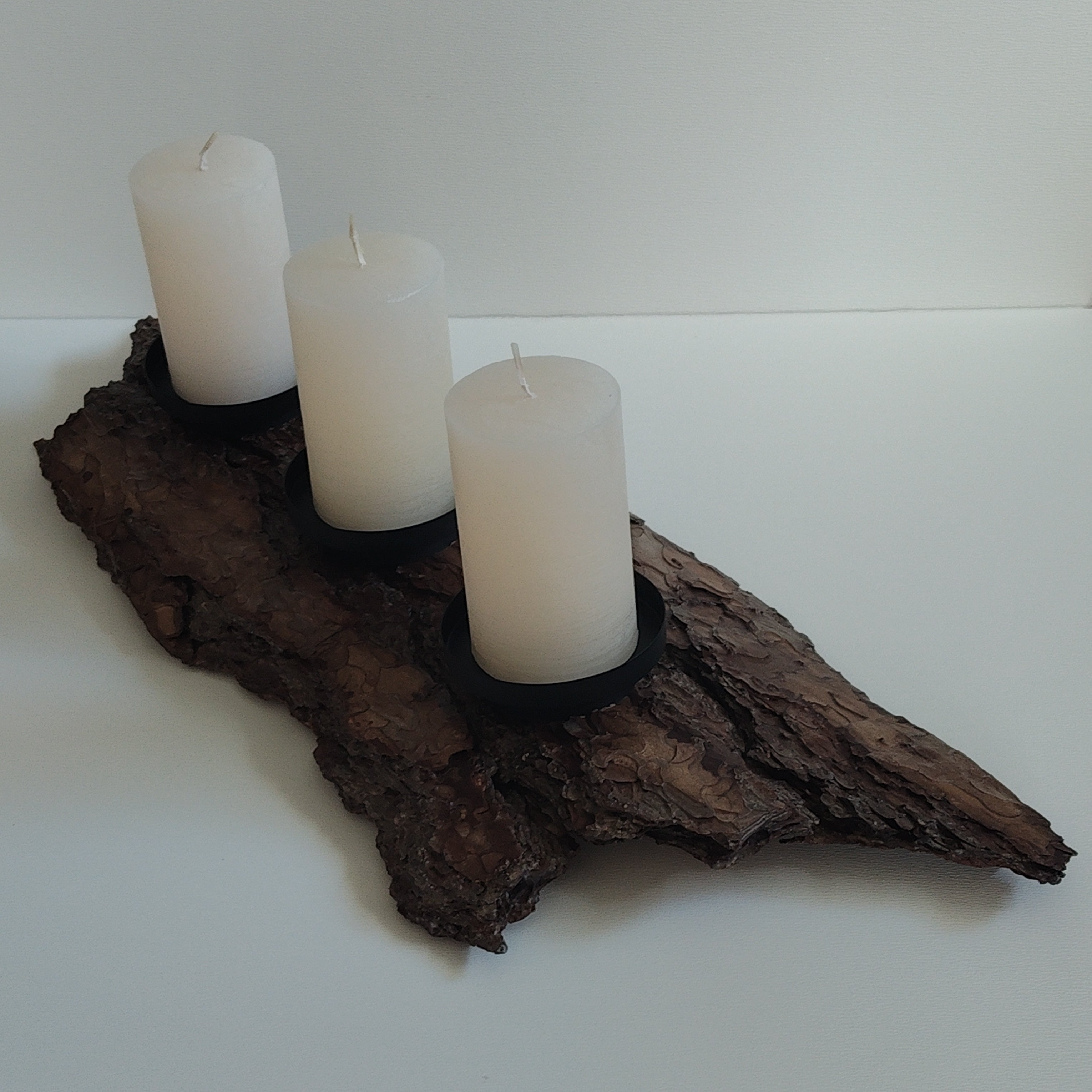 TRIPLE PILLAR CANDLE HOLDER | AURA COLLECTION 002