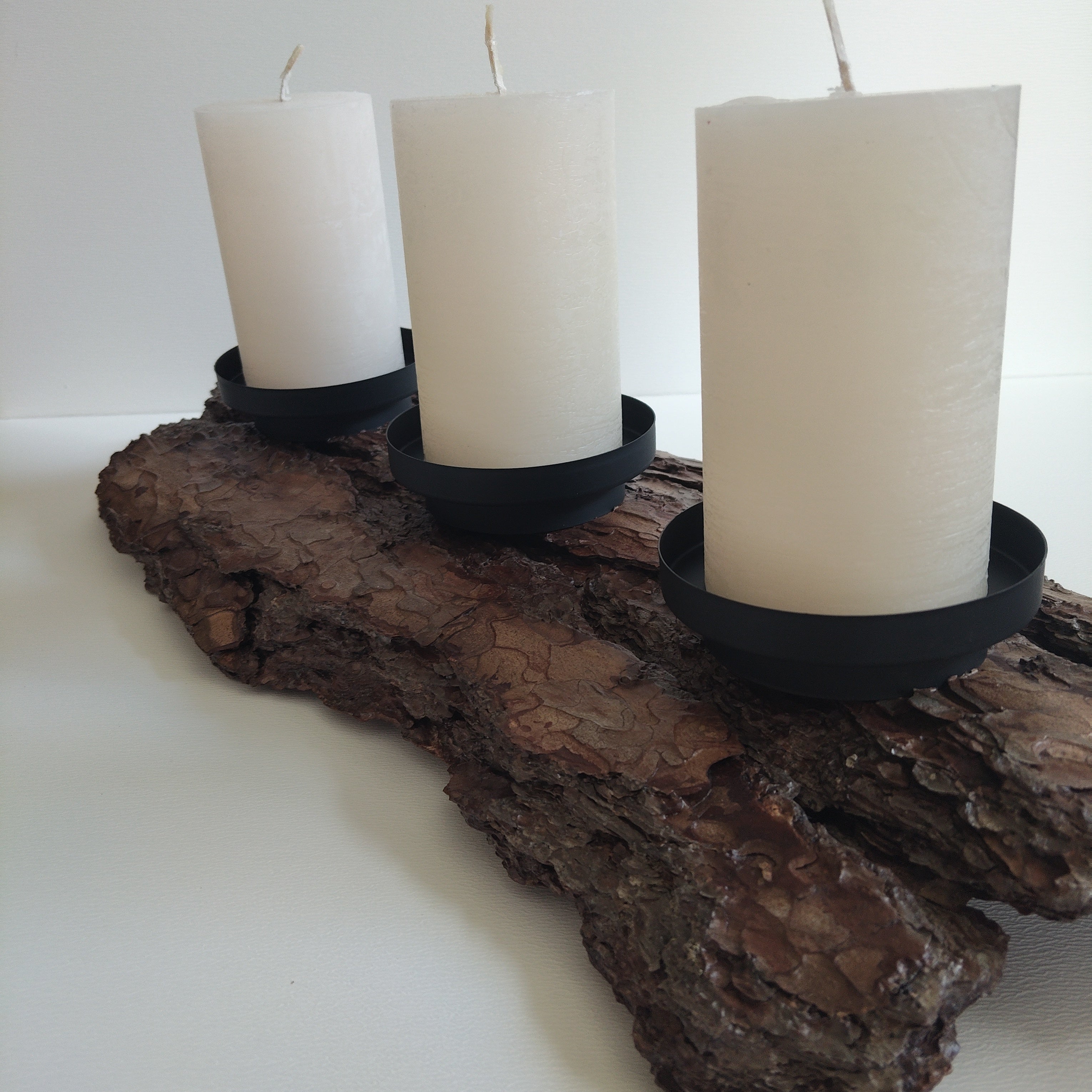 TRIPLE PILLAR CANDLE HOLDER | AURA COLLECTION 002