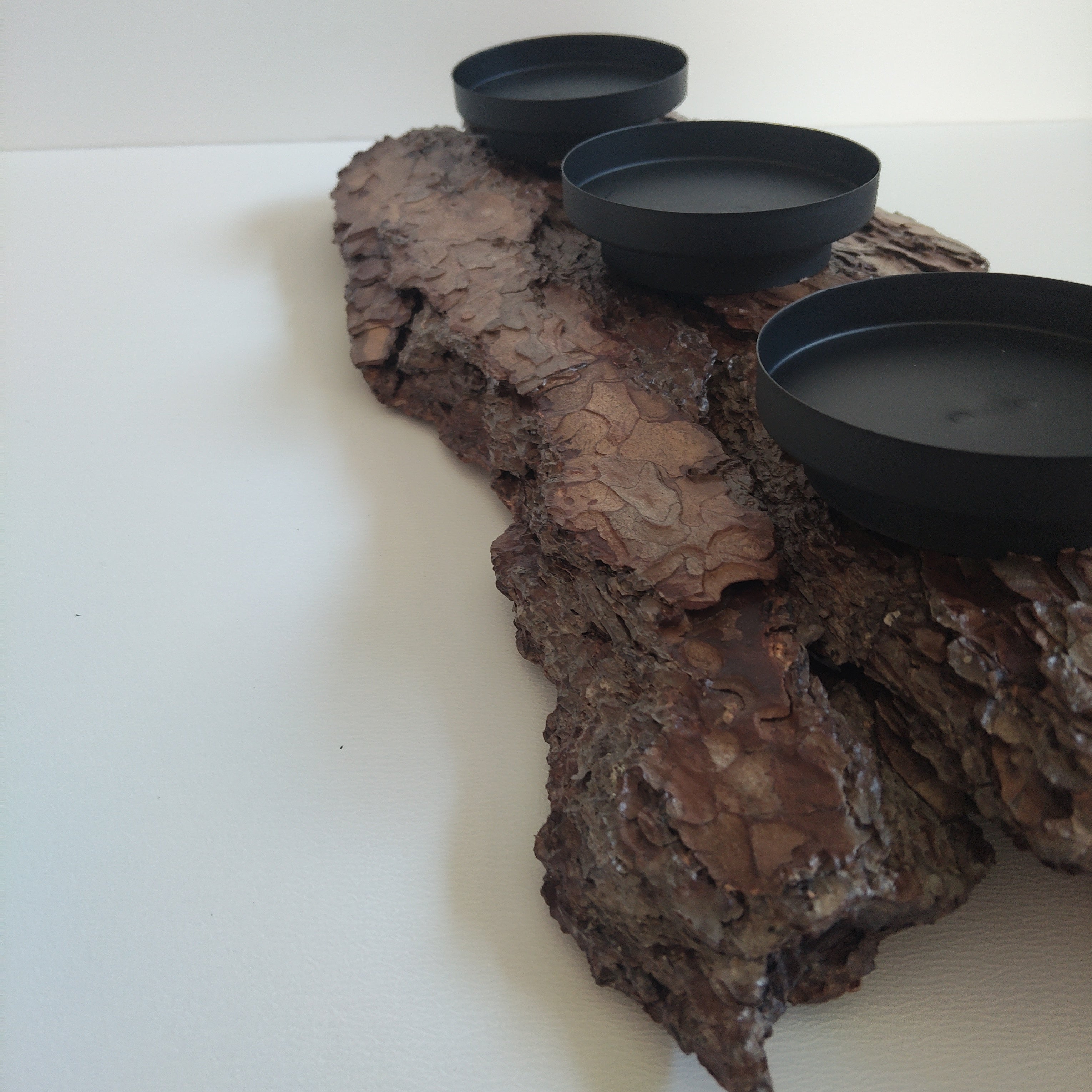 TRIPLE PILLAR CANDLE HOLDER | AURA COLLECTION 002