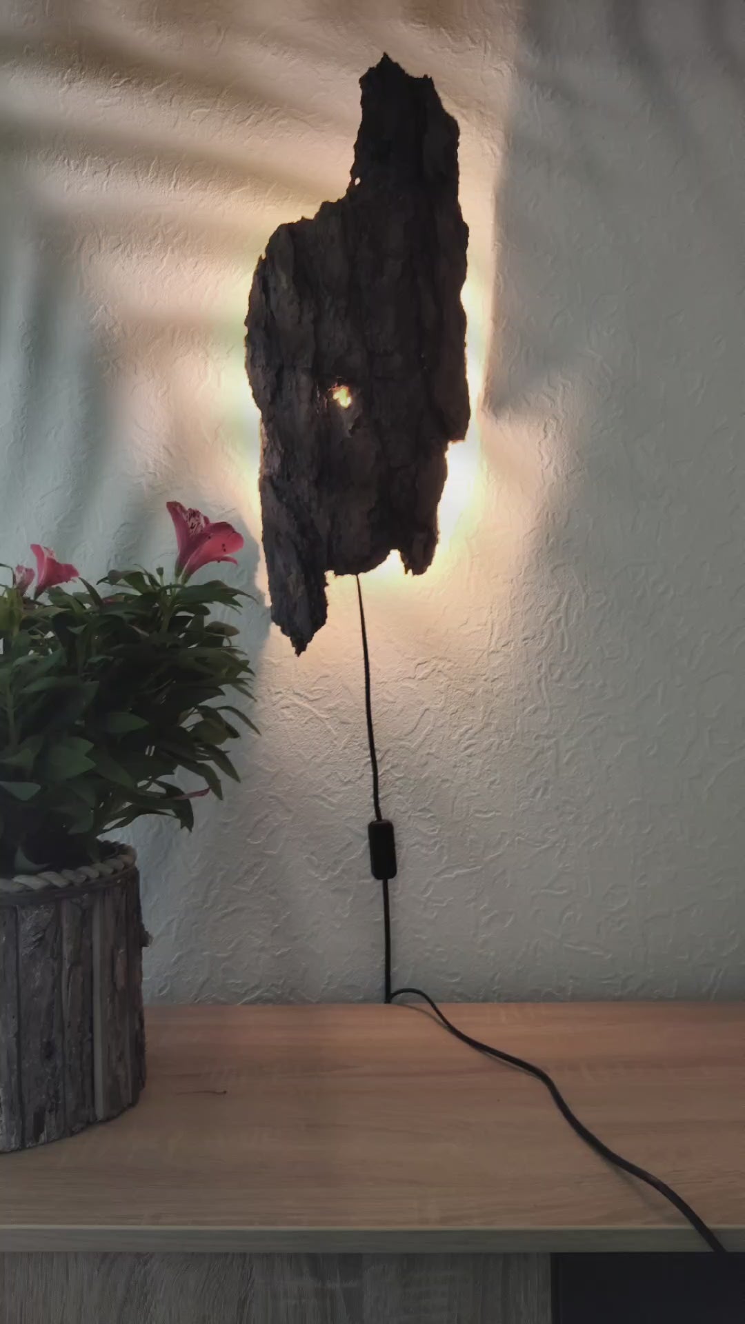 WALL LAMP – HOLLOW COLLECTION 001